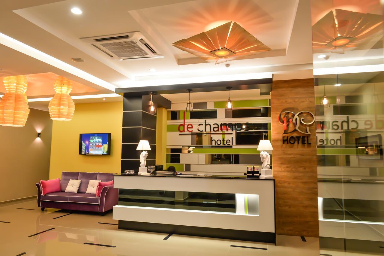 De Champs Hotel Kuantan Exterior photo