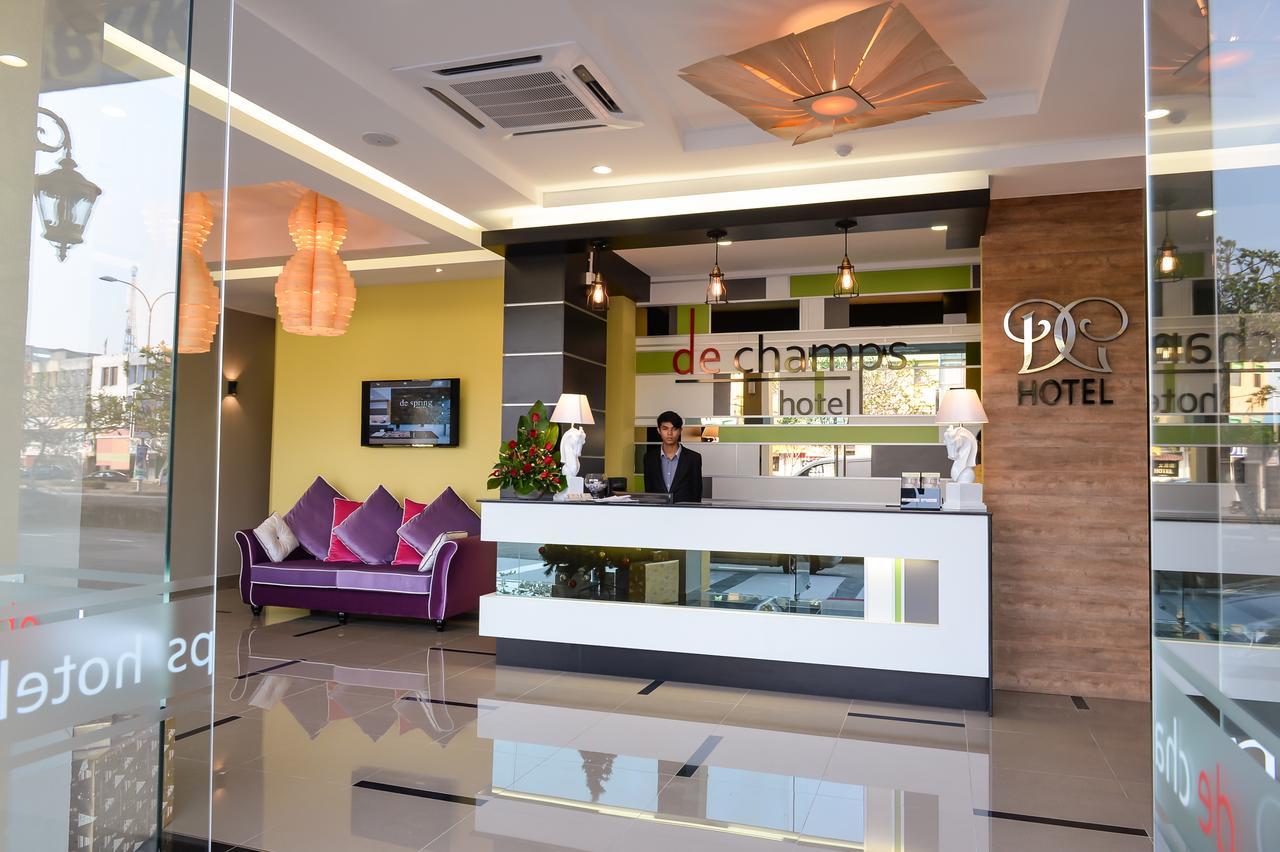 De Champs Hotel Kuantan Exterior photo